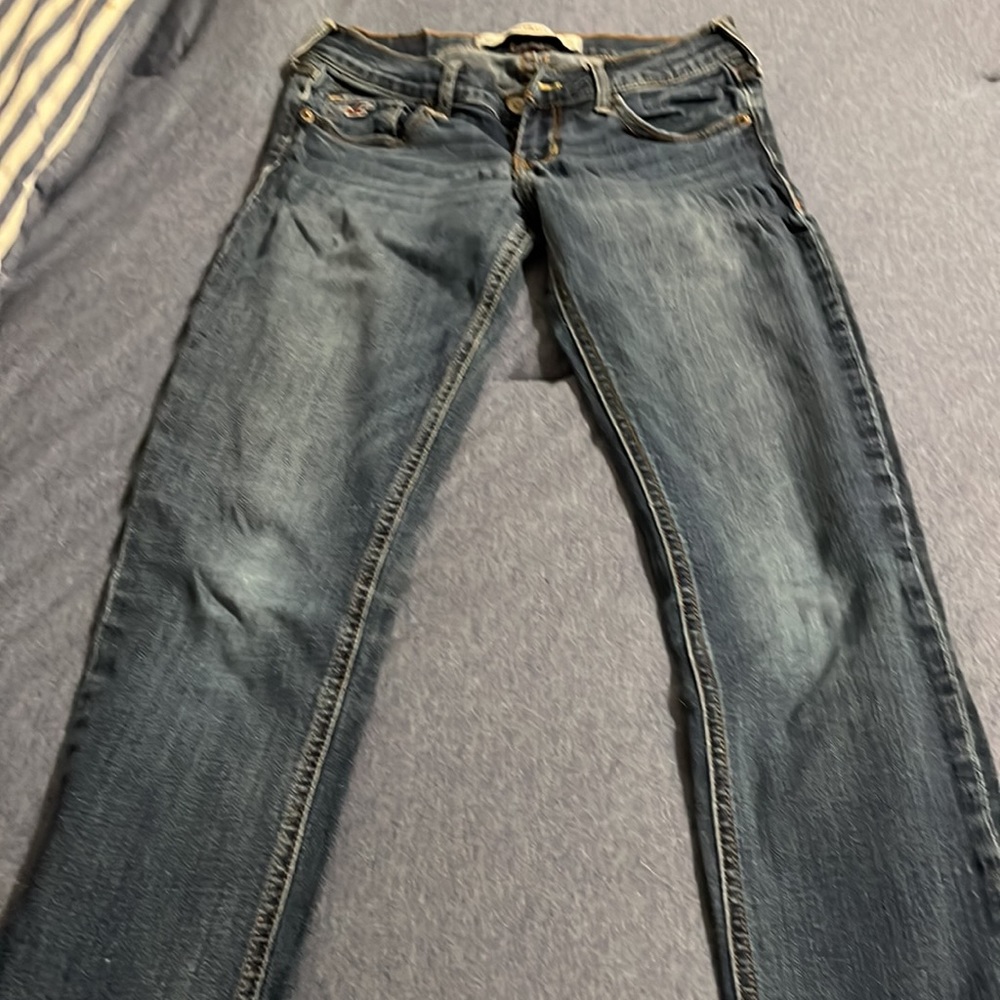 Jean - Picture 3 of 7